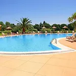 Apartment Au Coeur Du Golf, Neuf Vue Golf Et Piscine